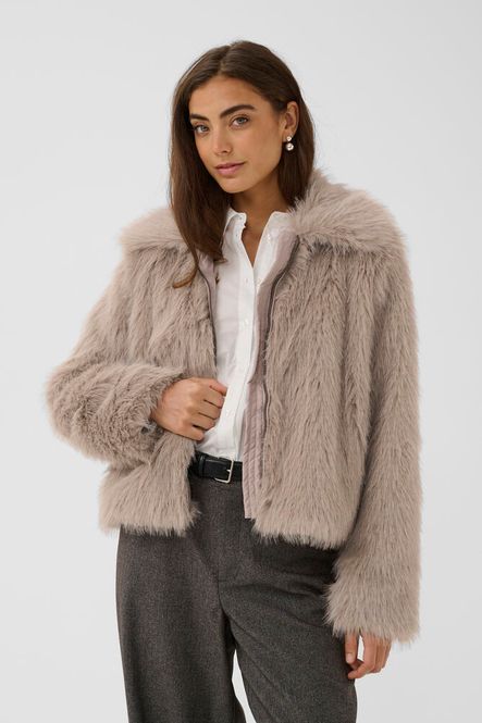 Hovedbilde CUFURRA jakke i fuskepels – Beige